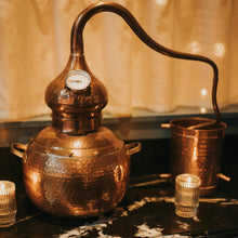 Charger l'image dans la galerie, Retraite créative du 2 au 4 mai 2025